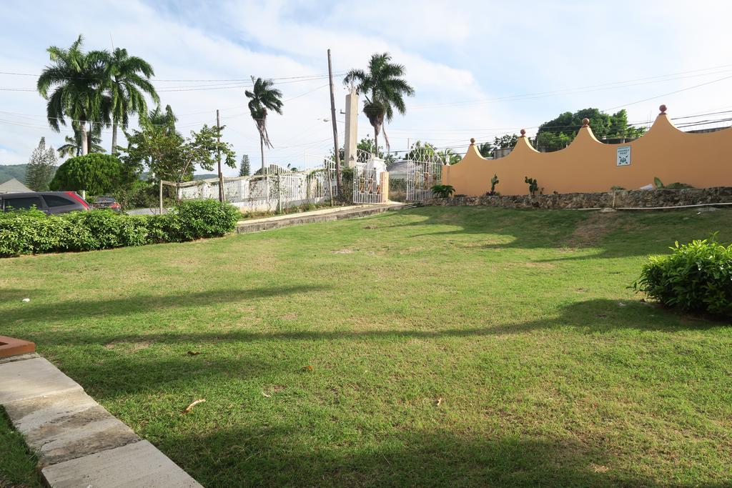 Enchanted Villas Inn Montego Bay Eksteriør bilde