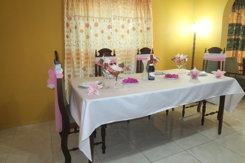 Enchanted Villas Inn Montego Bay Eksteriør bilde
