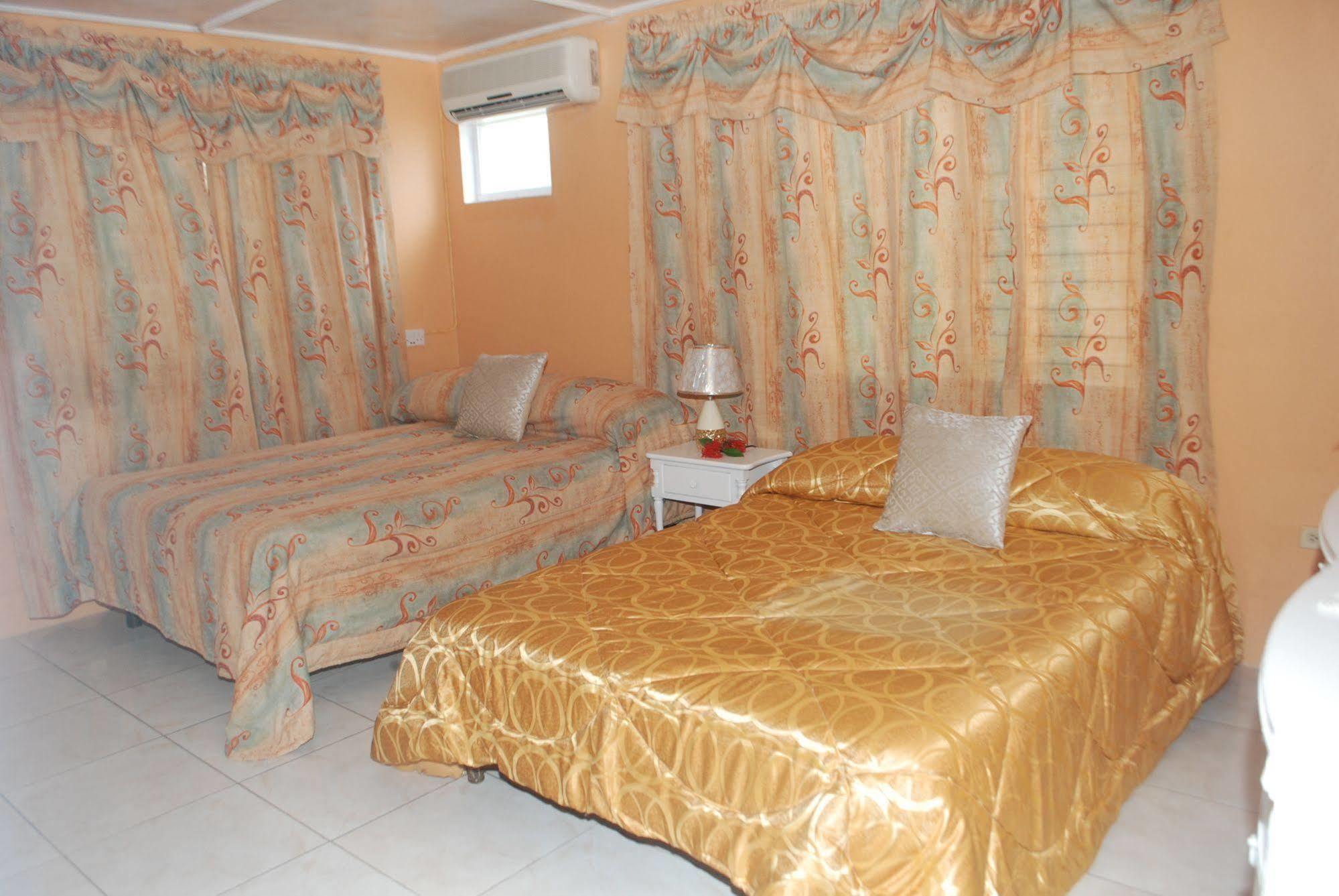 Enchanted Villas Inn Montego Bay Eksteriør bilde
