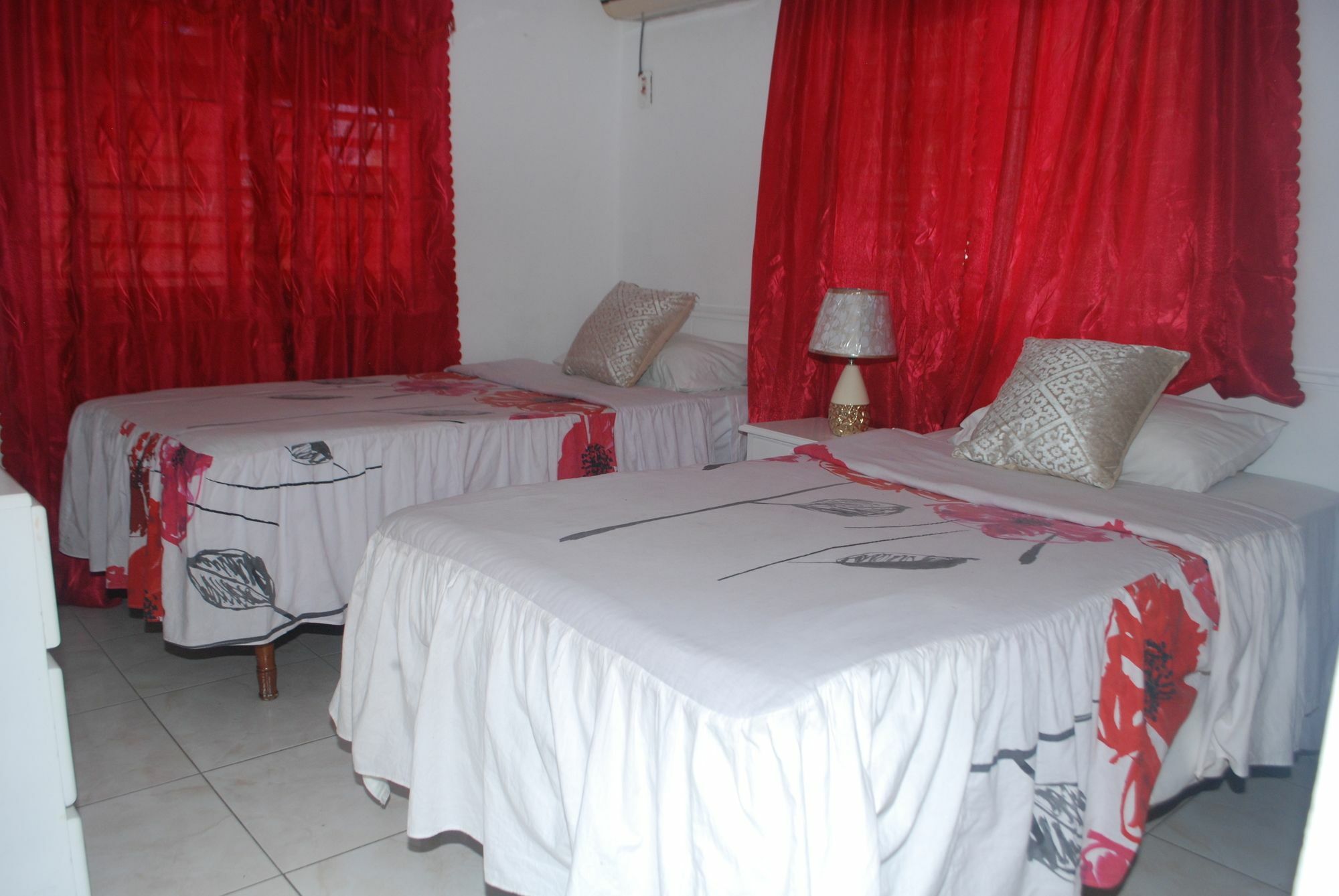 Enchanted Villas Inn Montego Bay Eksteriør bilde